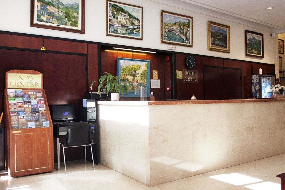 Hotell Abelay 2*