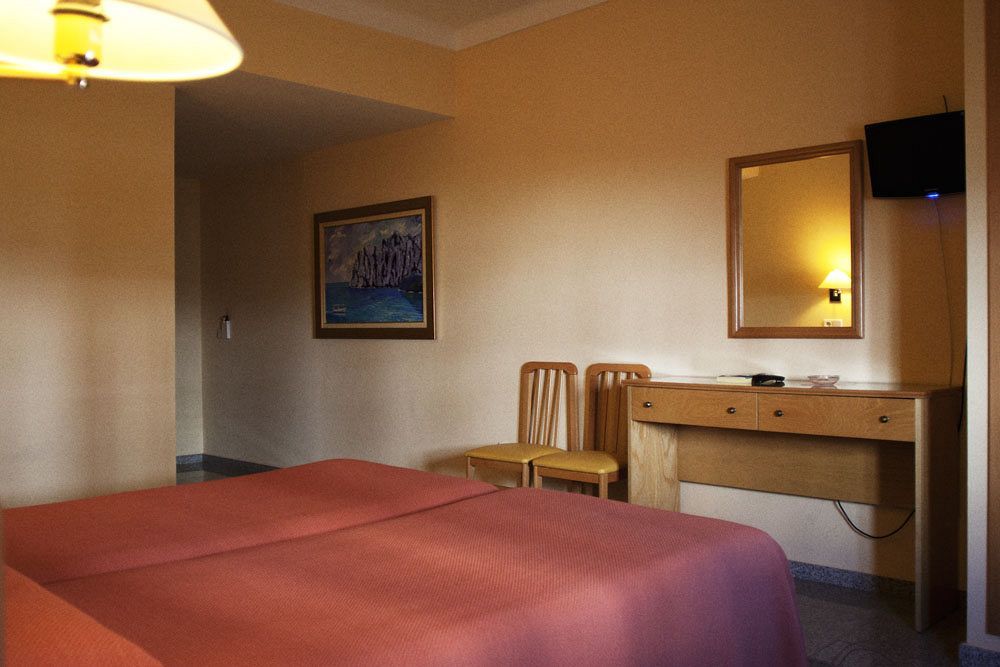 Hotell Abelay 2*