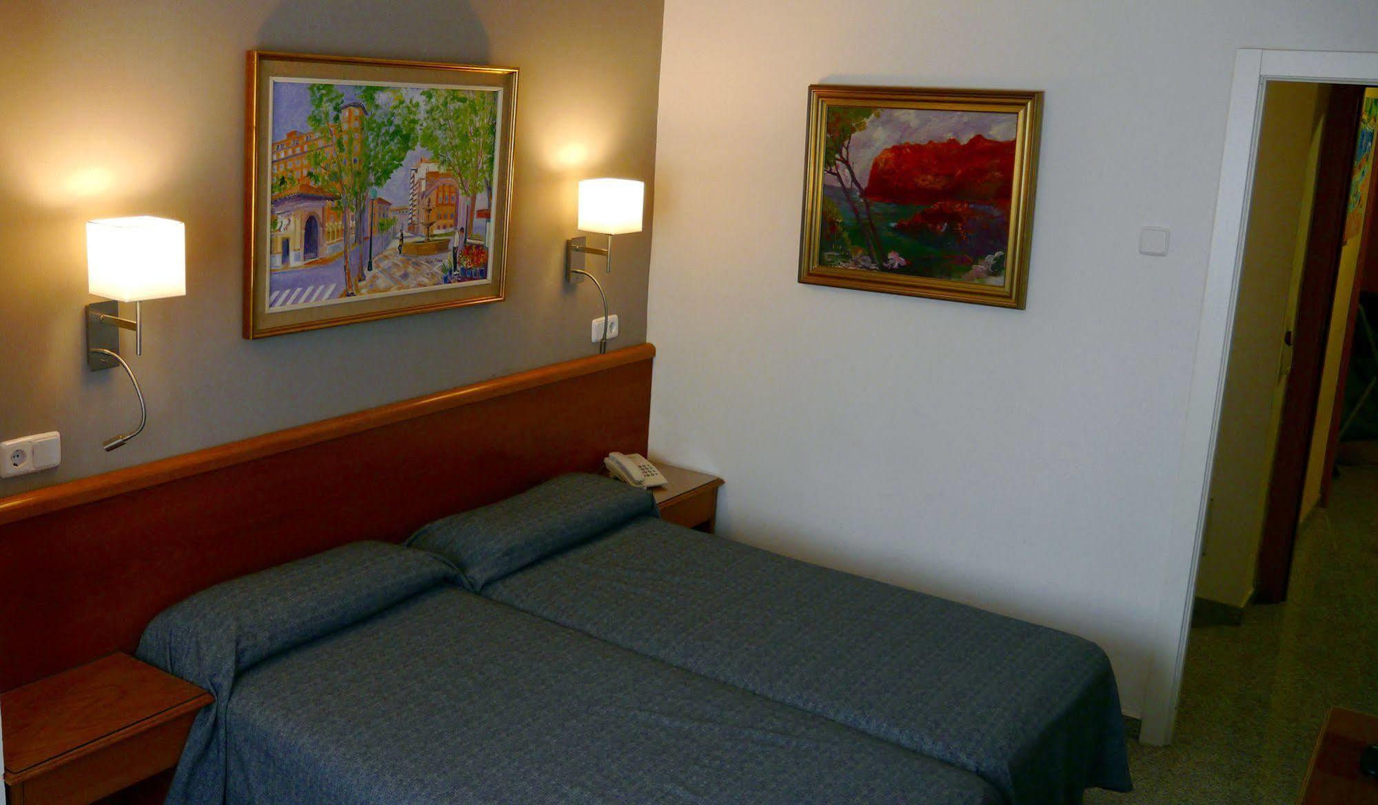 Hotell Abelay 2*